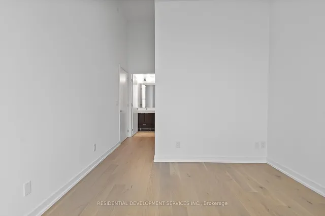 Additional image 25 of 3100 Keele St Unit 1207