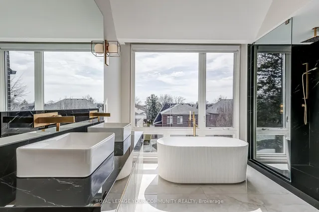 Additional image 30 of 131 Poyntz Ave