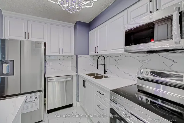 Additional image 6 of 10 Tapscott Rd Unit 304