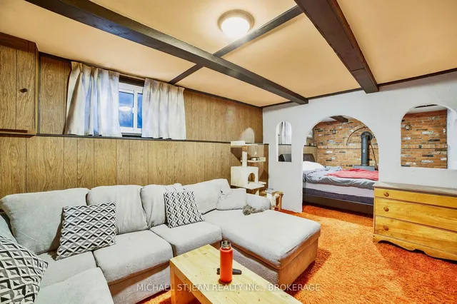 Additional image 29 of 44 Clifton Downs Rd