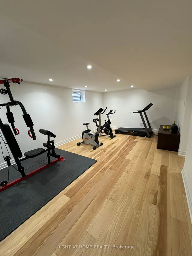 Additional image 33 of 22 Silverthorne Bush Dr