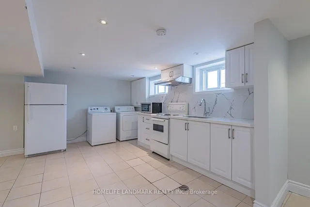 Additional image 7 of 12 Bayard Ave