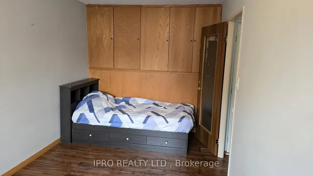 Additional image 24 of 75 Chester Le Blvd Unit 55