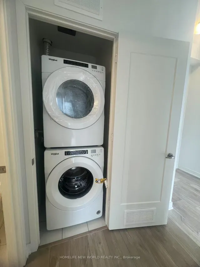 Additional image 9 of 135 Lower Sherbourne St Unit 1732 W