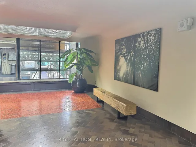 Additional image 5 of 1 Massey Sq Unit 1202