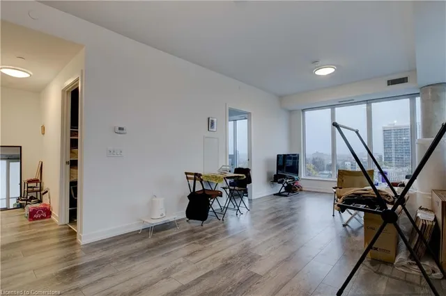 Additional image 6 of 5 Wellington St Unit 1009