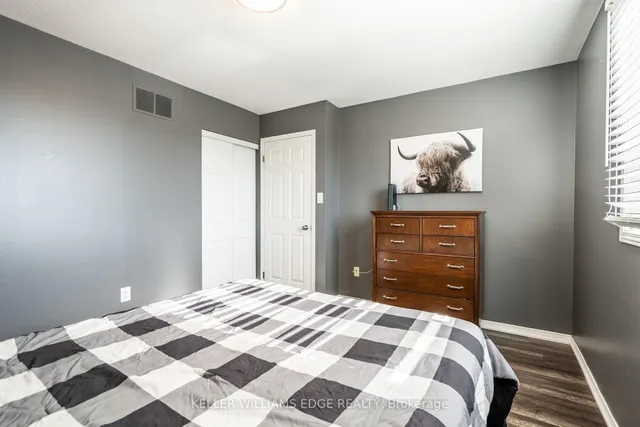 Additional image 28 of 2 Bronte Crt