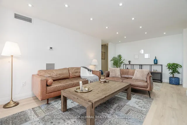 Additional image 6 of 150 Neptune Dr Unit PH05