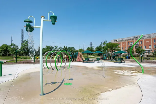 Additional image 30 of 16 Foundry Ave Unit 102