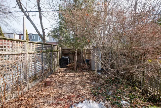 Additional image 33 of 49 Bastedo Ave