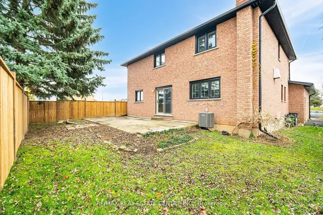 Additional image 40 of 1204 West 5th St