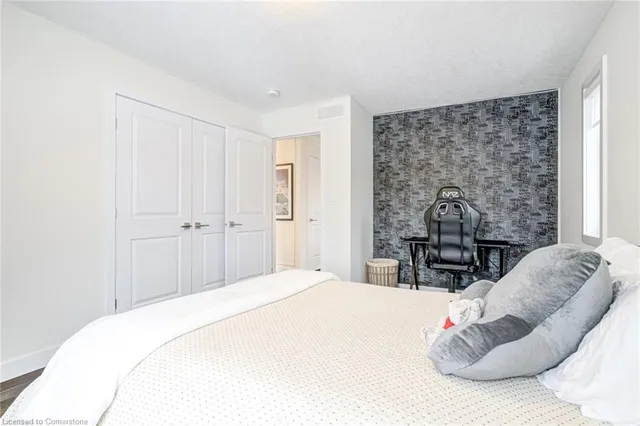 Additional image 34 of 182 Klein Cir