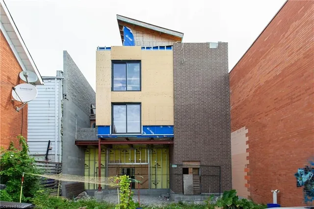 Additional image 2 of 293 King St