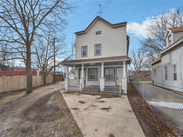 1986 W 54th St, Cleveland, OH 44102