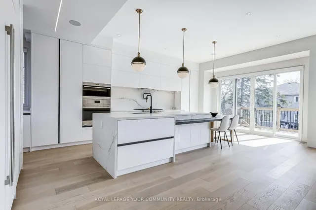 Additional image 13 of 131 Poyntz Ave