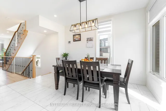 Additional image 21 of 19 Queenpost Dr