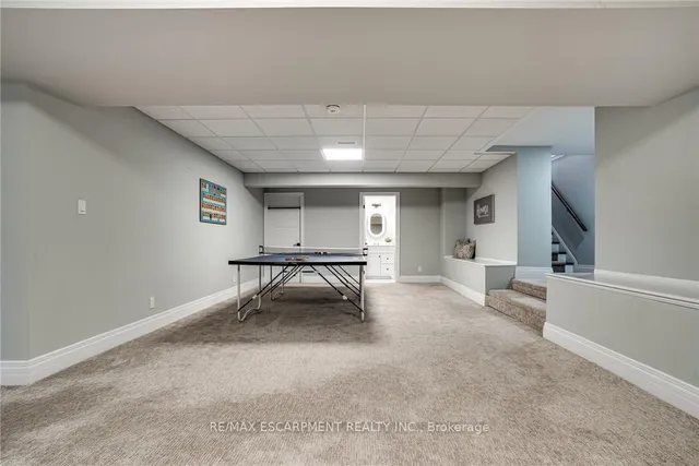 Additional image 31 of 14 Sullivan's Lane