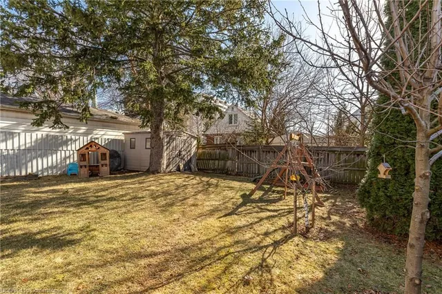 Additional image 37 of 19 Woodbridge Rd