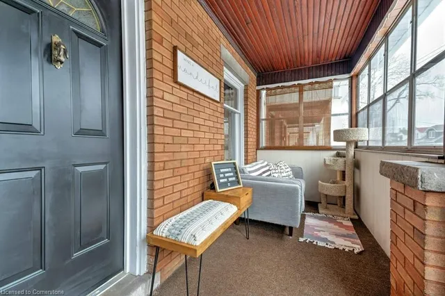 Additional image 5 of 64 Graham Ave