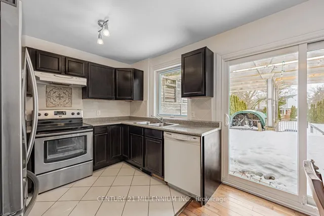 Additional image 17 of 15 Benary Cres