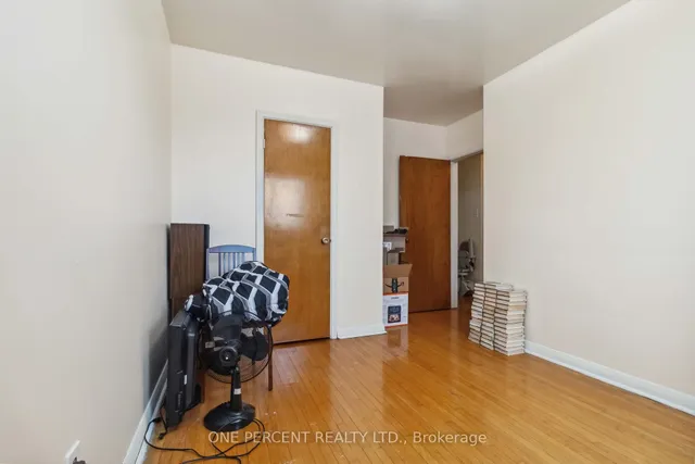 Additional image 20 of 3074 Merritt Ave