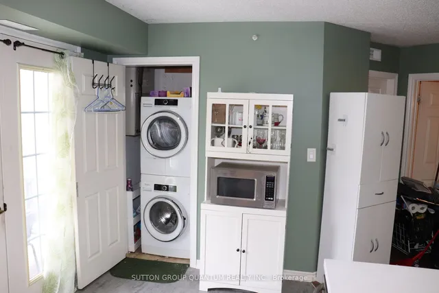 Additional image 11 of 4025 Kilmer Dr Unit 301