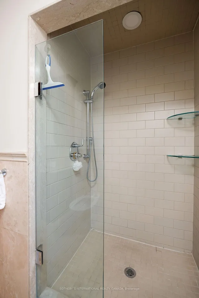 Additional image 28 of 48 Hartfield Rd