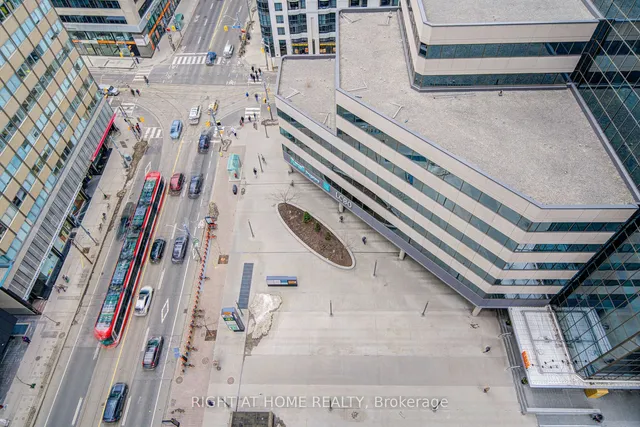 Additional image 27 of 763 Bay St Unit 2013