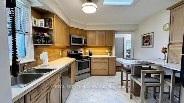 Additional image 9 of 12 Kenewen Crt