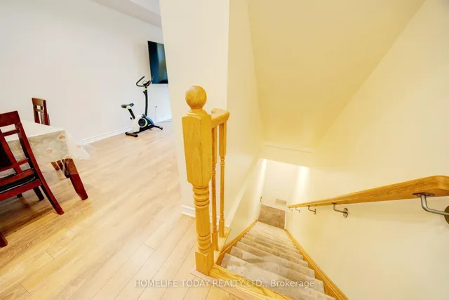 Additional image 22 of 45 Heron Park Pl Unit 14