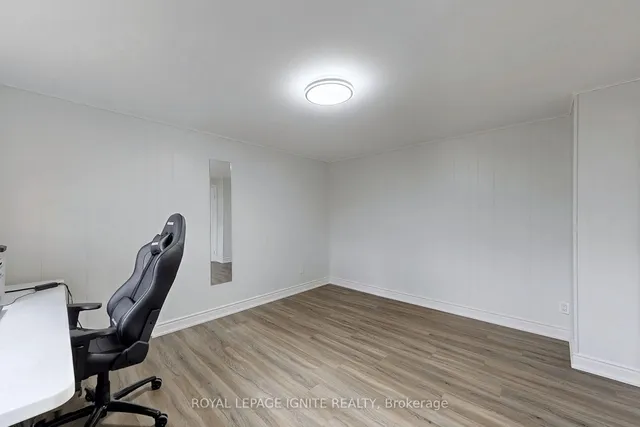 Additional image 35 of 47 Marthclare Ave