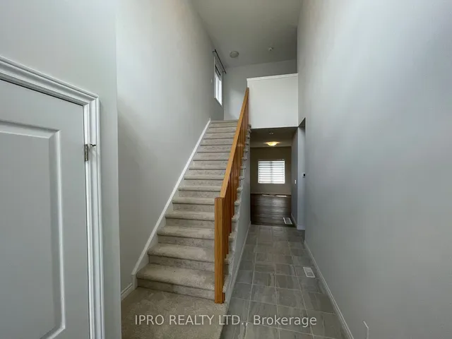 Additional image 4 of 516 Doonwoods Cres