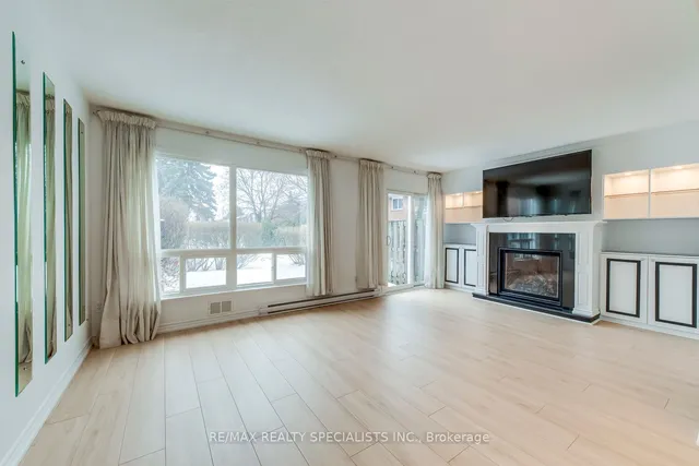 Additional image 10 of 17 Centennial Park Rd Unit 16