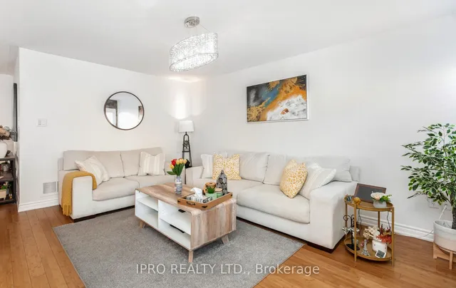 Additional image 14 of 795 Howden Cres