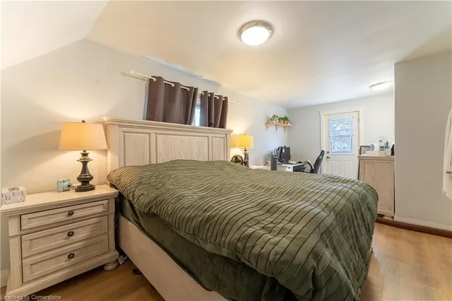 Additional image 13 of 374 Weber St