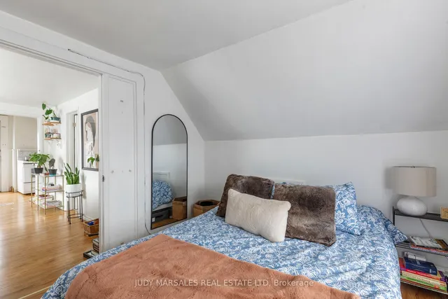 Additional image 28 of 402 Dundurn St