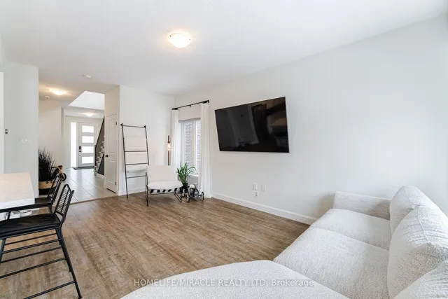 Additional image 7 of 14 Southam Lane