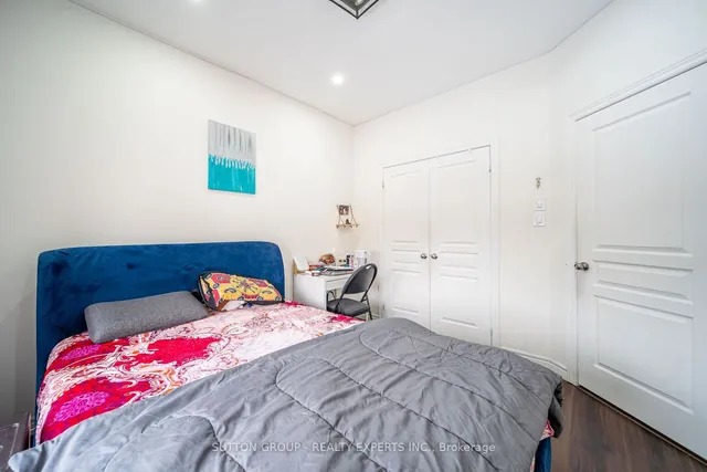 Additional image 26 of 50 Adventura Rd