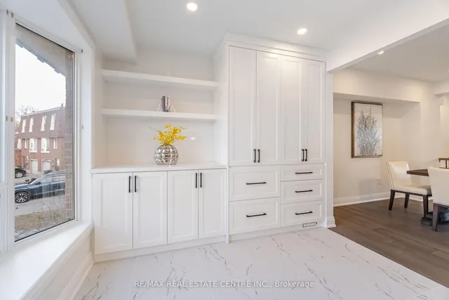 Additional image 21 of 103 HuntingDale Blvd