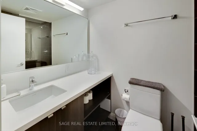 Additional image 24 of 155 Yorkville Ave Unit 2704