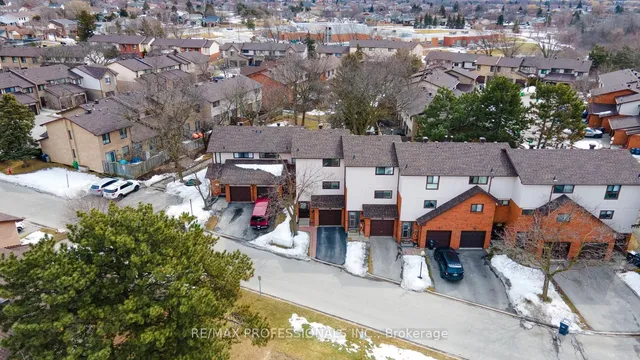 Additional image 34 of 49 Dawson Cres