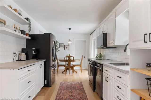 Additional image 10 of 54 Aberdeen Ave