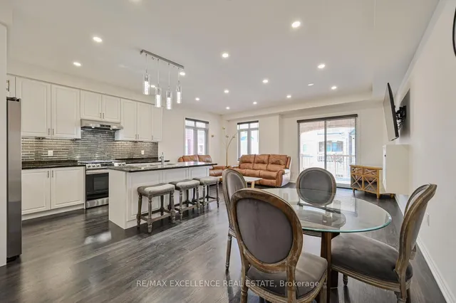 Additional image 34 of 469 Dundas St