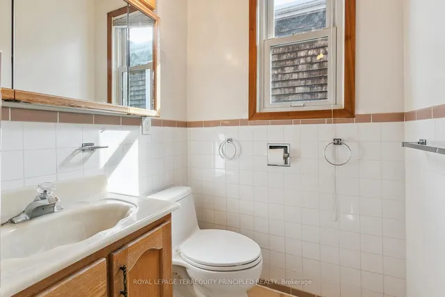 Additional image 20 of 538 Milverton Blvd