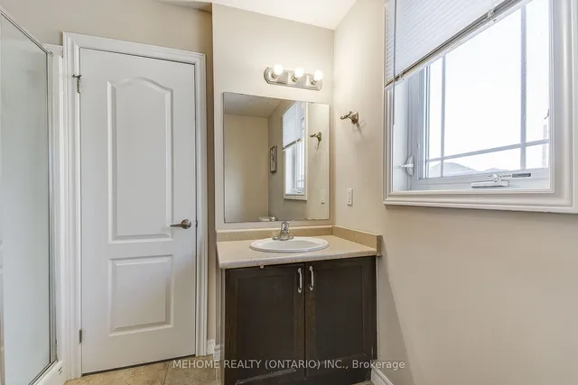 Additional image 29 of 63 Huck Cres