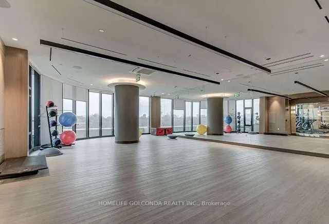 Additional image 27 of 575 Bloor St Unit 1401