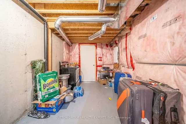 Additional image 32 of 50 Adventura Rd