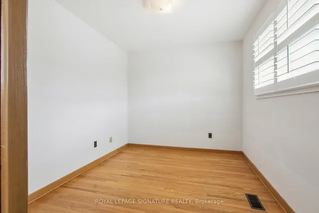 Additional image 22 of 155 Spenvalley Dr