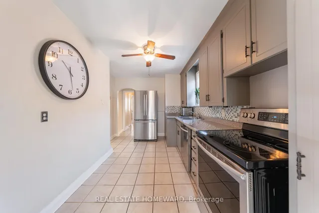 Additional image 5 of 1298 Kingston Rd