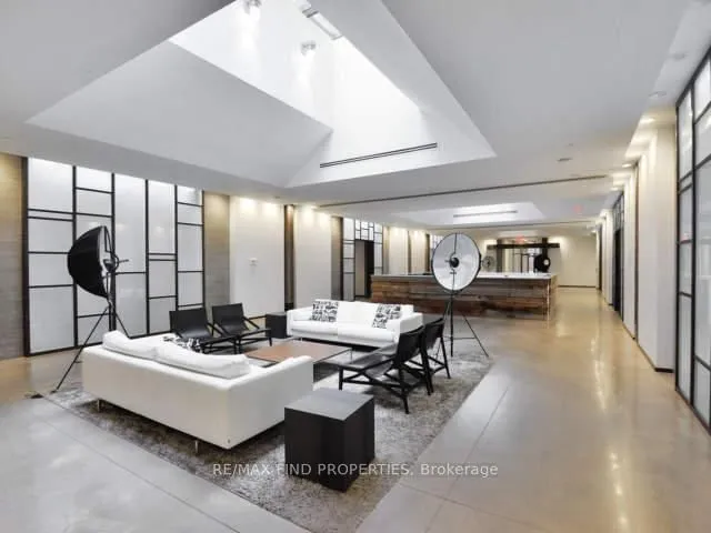 Additional image 5 of 1030 King St Unit Lph14